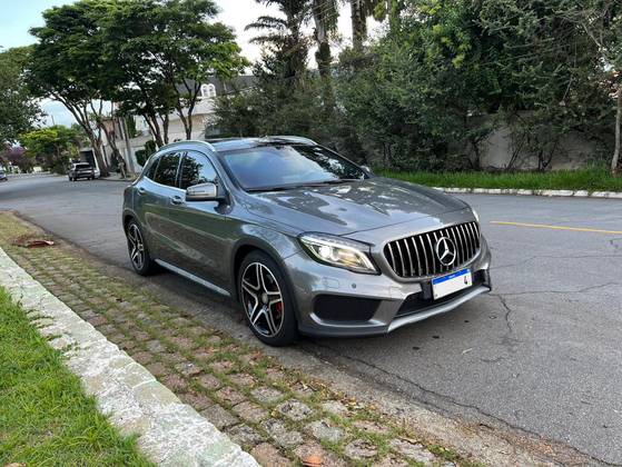 MERCEDES-BENZ GLA 250 2.0 16V TURBO GASOLINA SPORT 4P 4MATIC AUTOMÁTICO